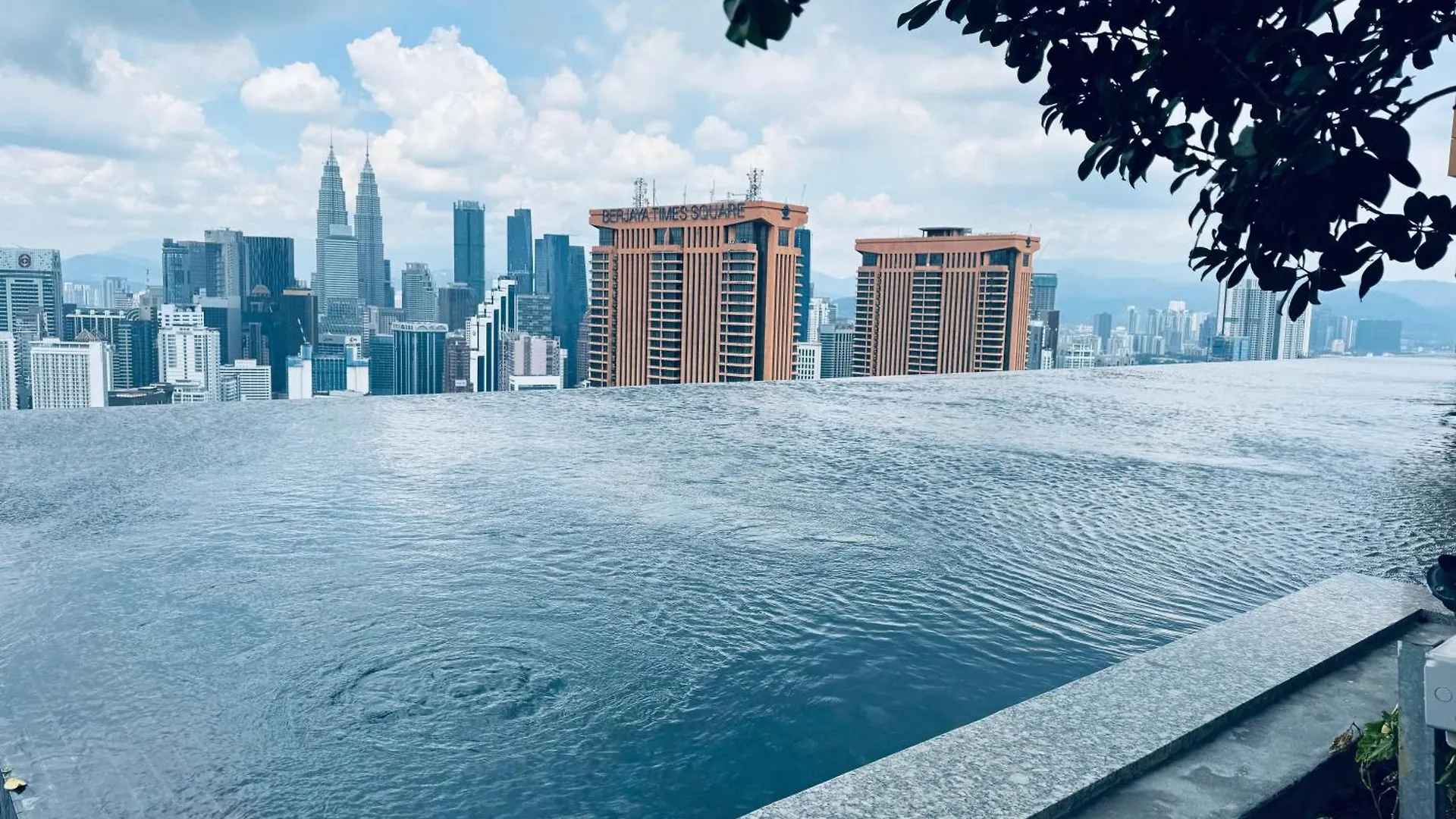 Επικοινωνία με το Lucentia Suites Klcc By Classy